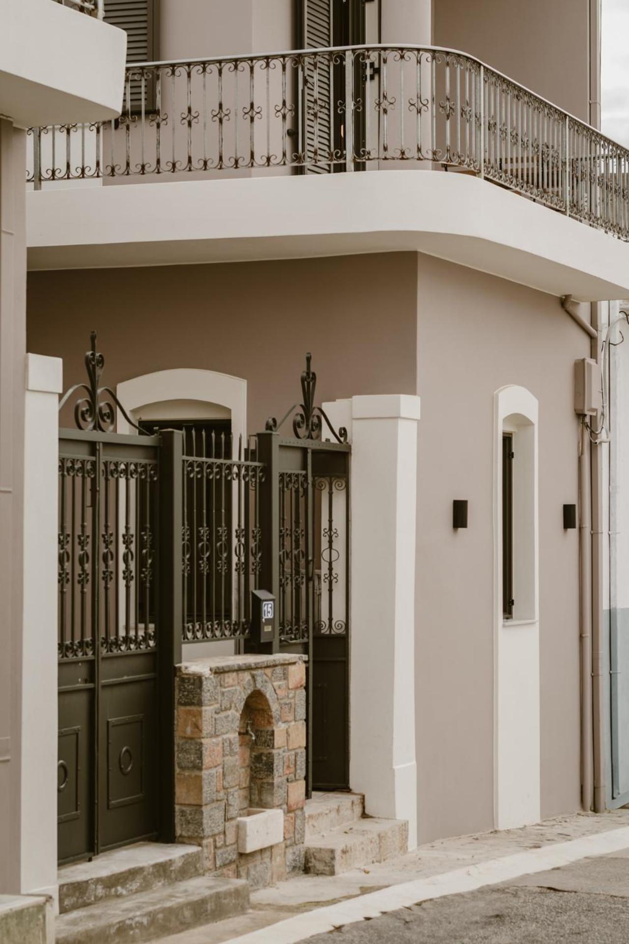 Mod 15 City Centre Agios Nikolaos  Exterior photo